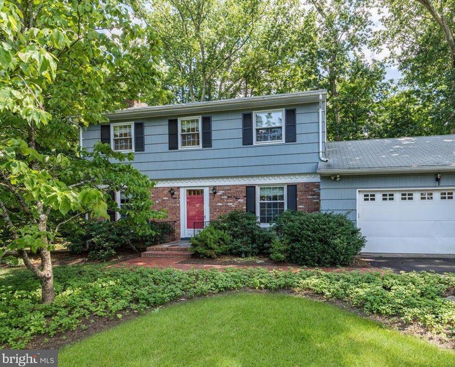 84 Mason Dr, Princeton, NJ 08540