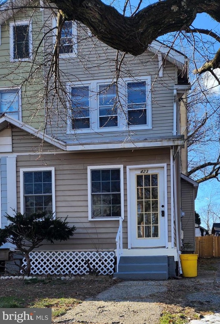 423 Lynwood Ave, Trenton, NJ 08629
