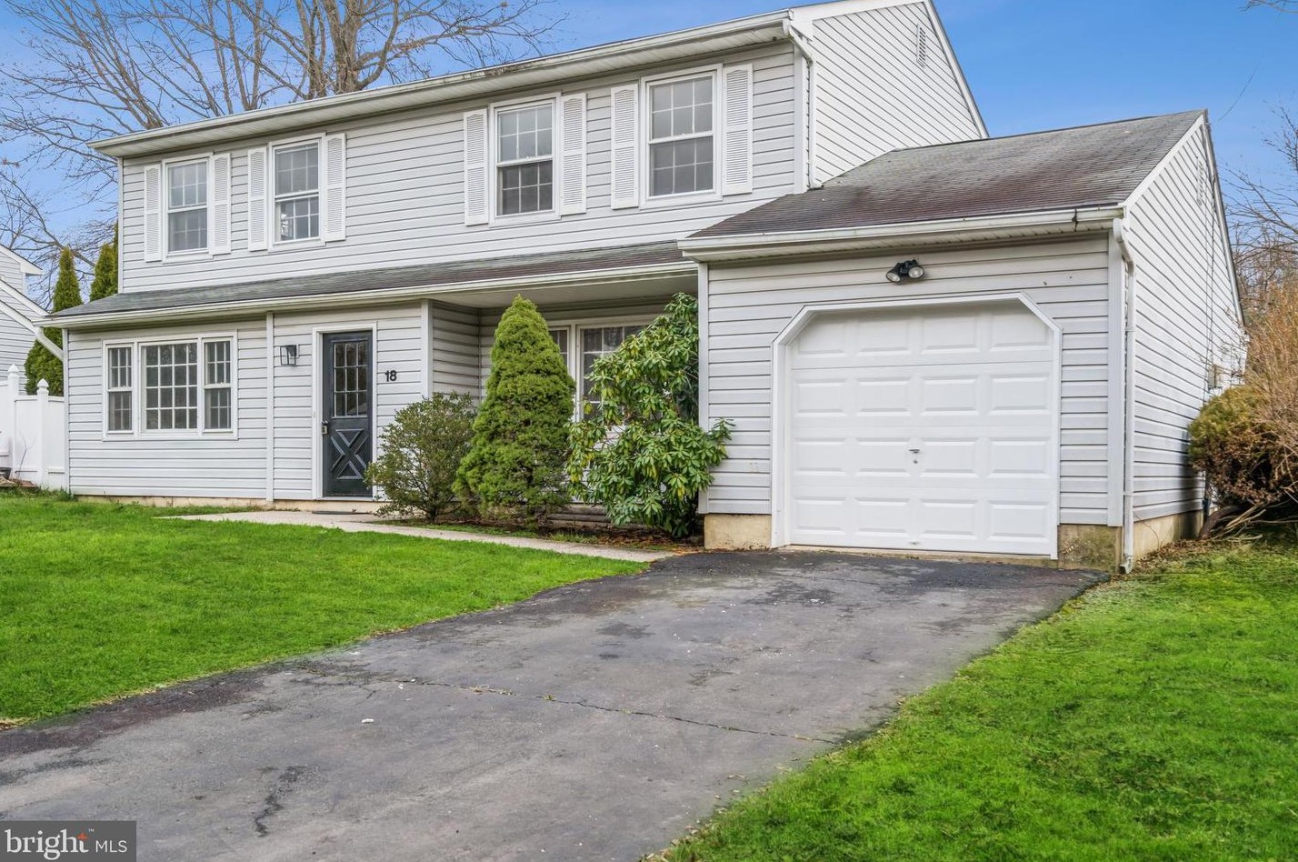 18 Johnson Rd, Lawrence Township, NJ 08648