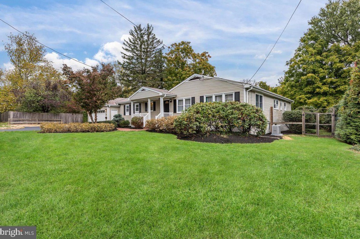 201 Grover Ave, Princeton, NJ 08540