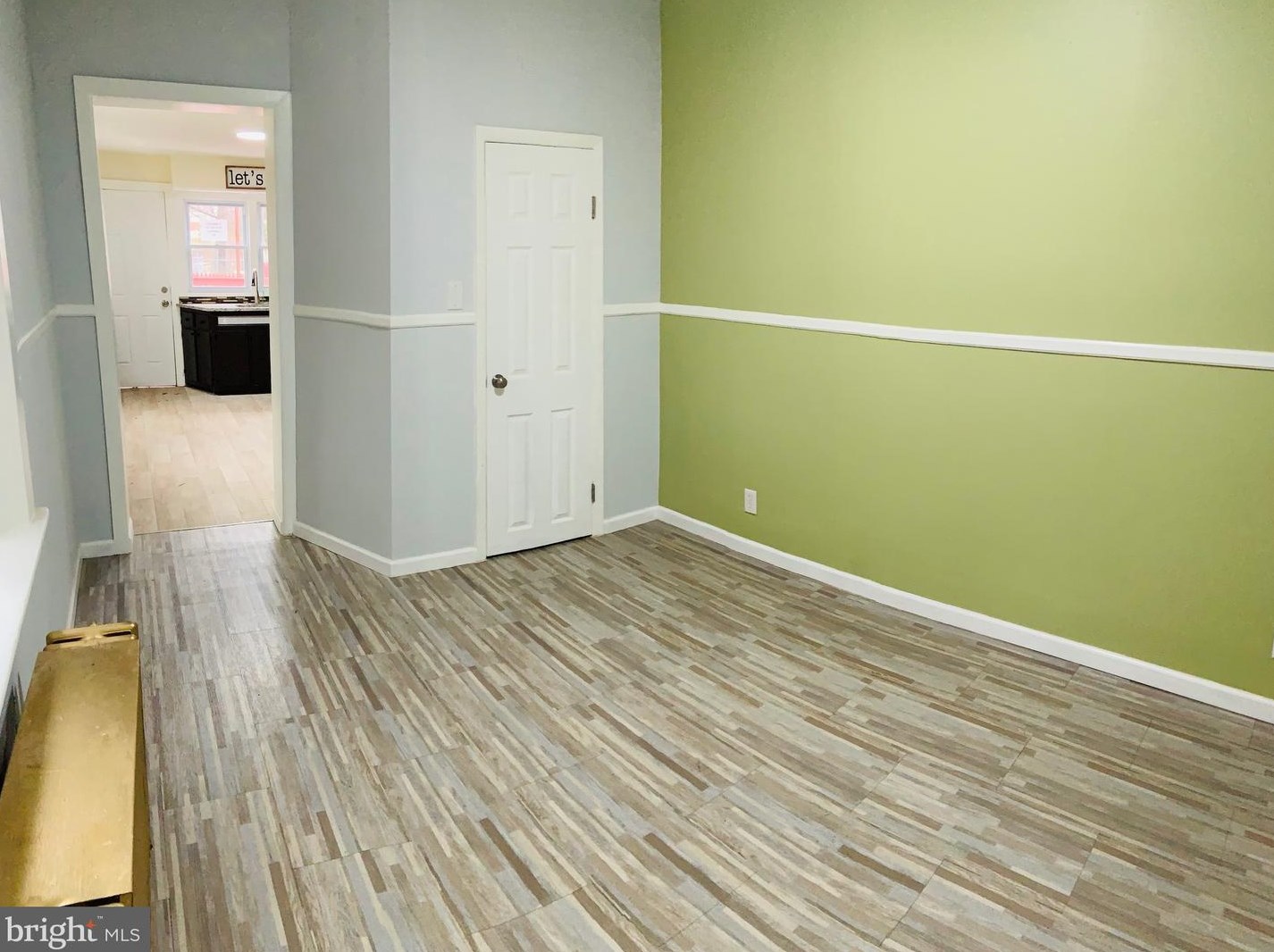 569 Brunswick Ave, Trenton NJ  08638-4237 exterior