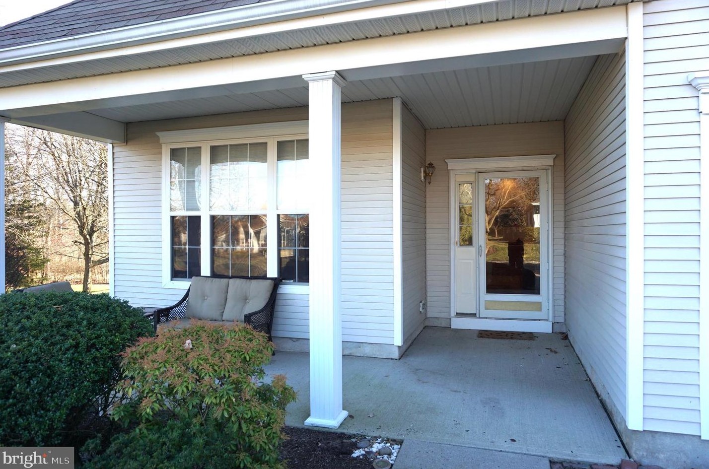 20 Stanford Rd E, Pennington, NJ 08534
