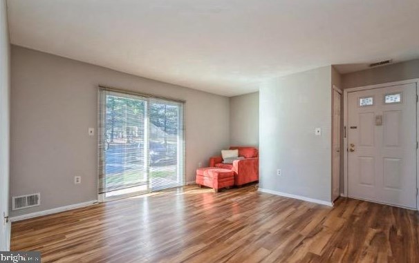 14 Cypress Ct, Trenton, NJ 08648