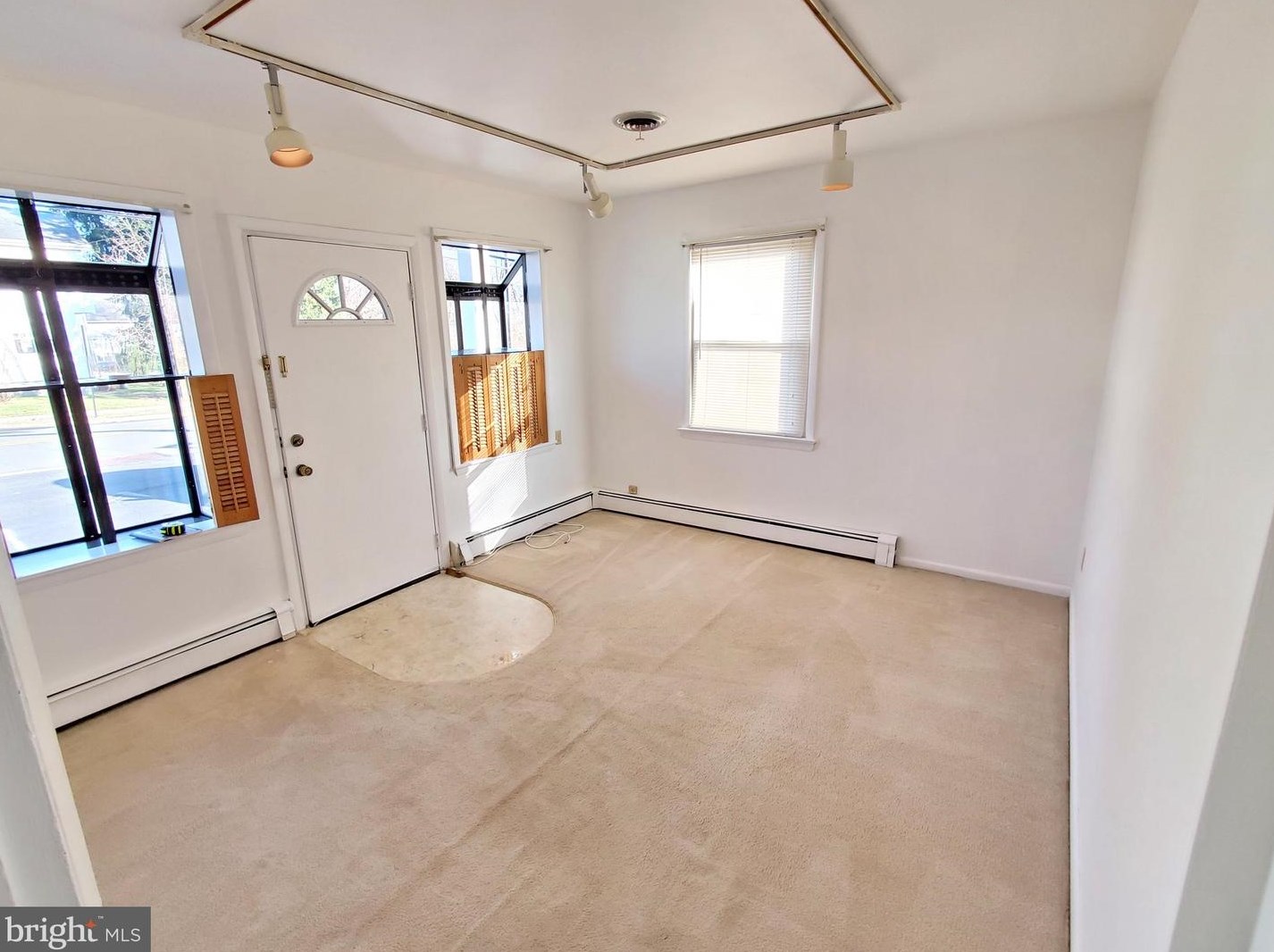 57 Princeton Ave #a, Hopewell Township, NJ 08525