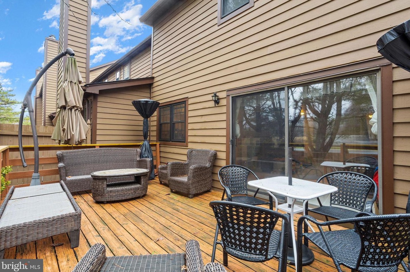 36 Danielle Ct, Trenton NJ 08648-1452 exterior