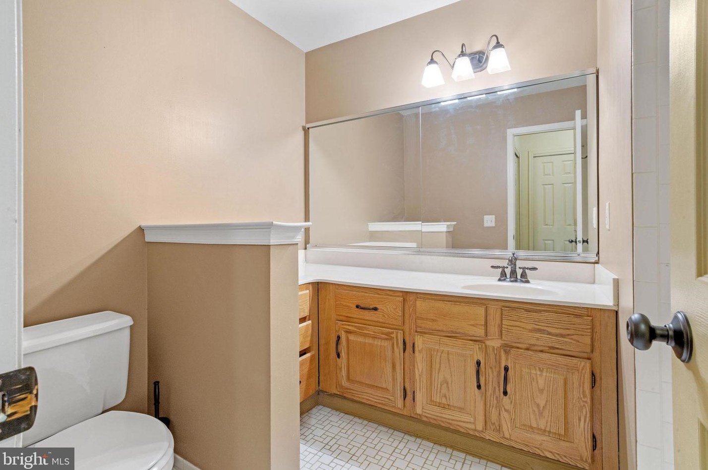 36 Danielle Ct, Trenton NJ 08648-1452 exterior