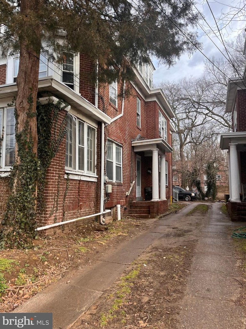 1436 W State St, Trenton, NJ 08618