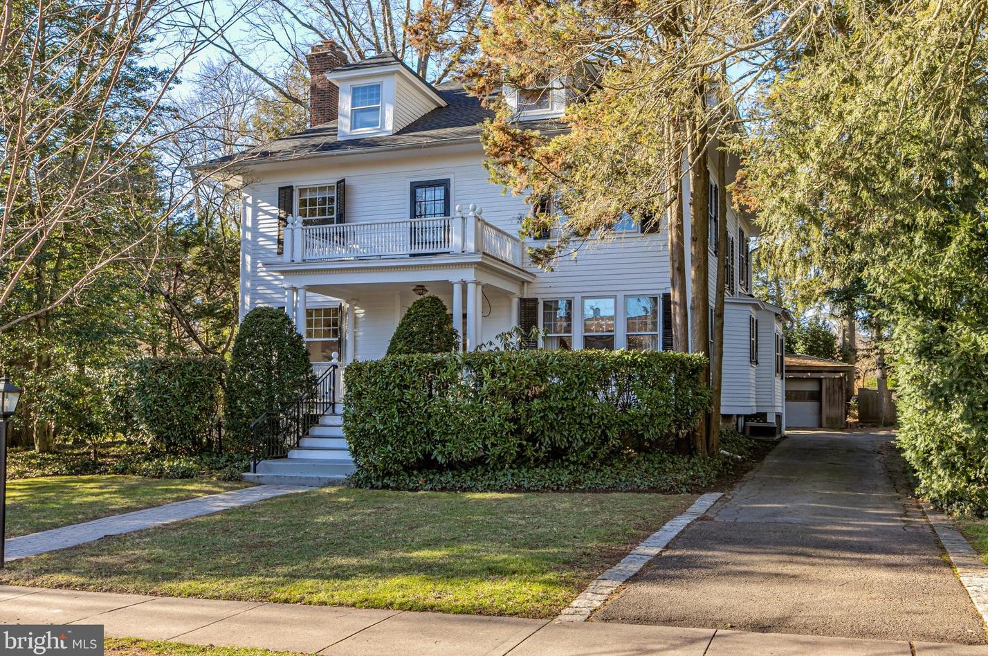 4 Evelyn Pl, Princeton, NJ 08540