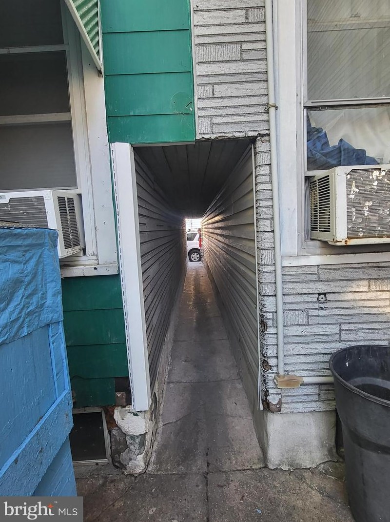 37 Randall Ave, Trenton, NJ 08611