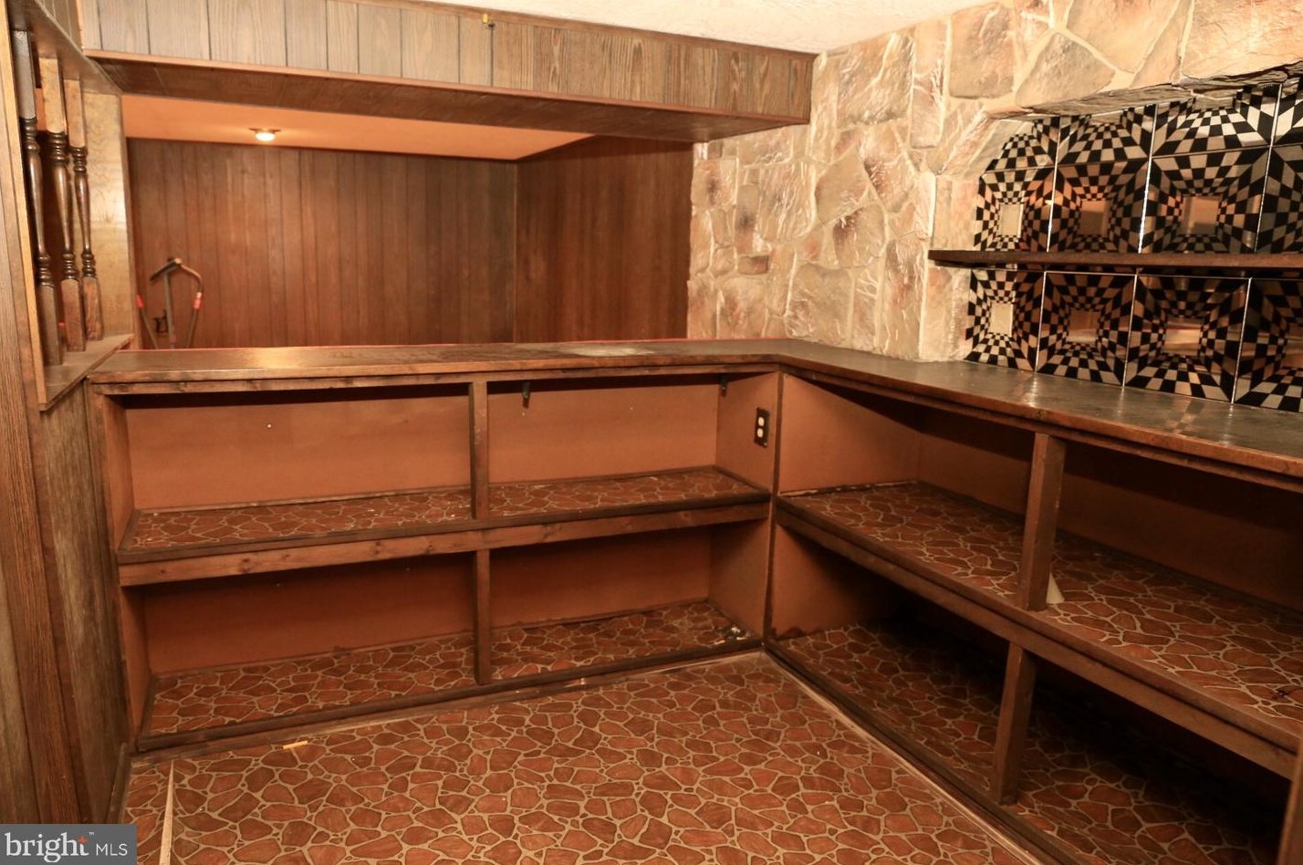 20 Apollo Dr, Trenton NJ  08620-1004 exterior