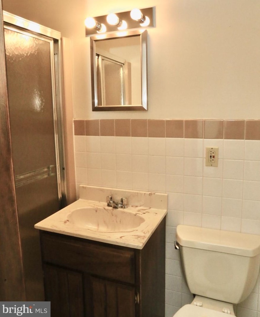 20 Apollo Dr, Trenton NJ  08620-1004 exterior