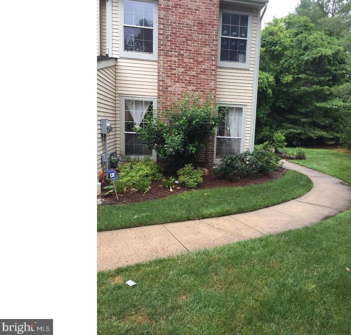 7 Heath Ct, Princeton, NJ 08540