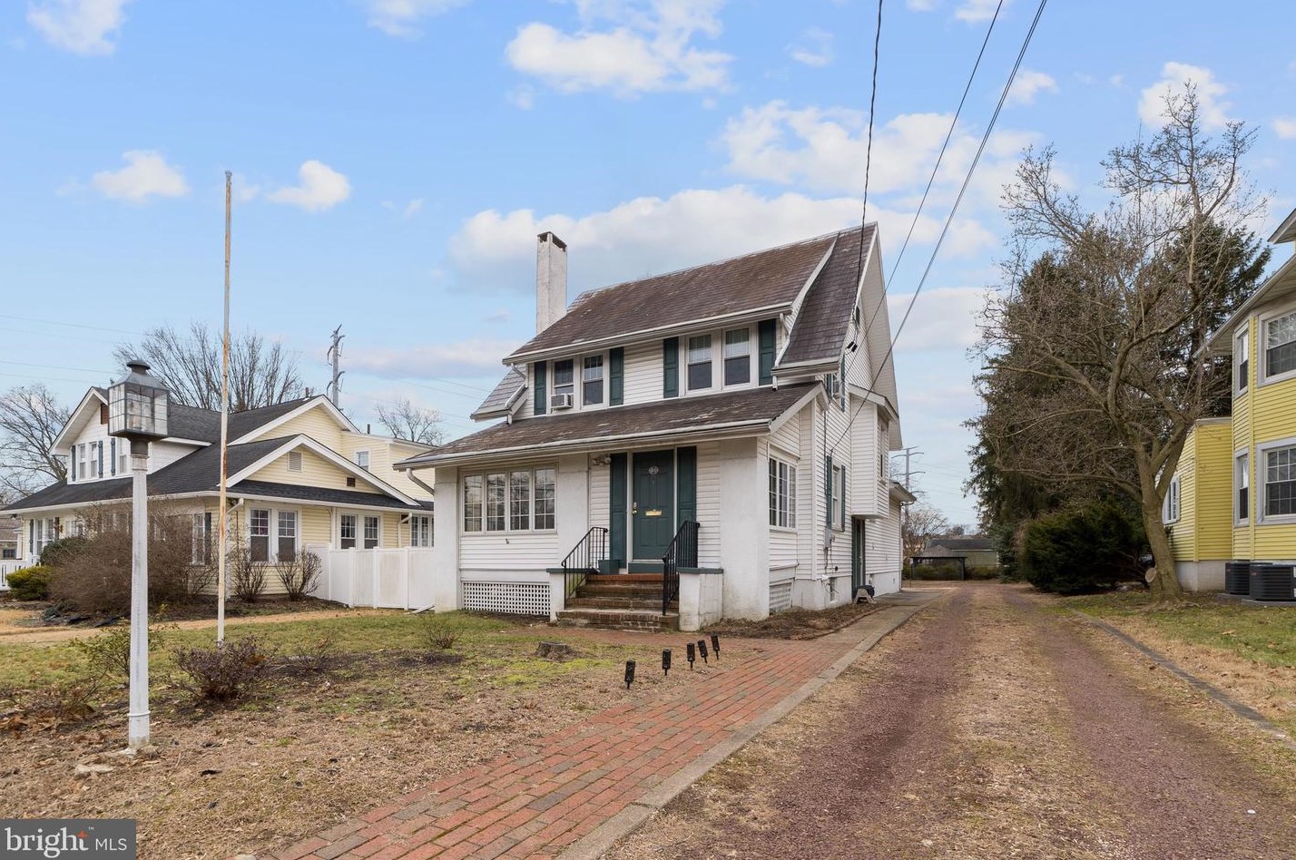 2785 Nottingham Way, Trenton, NJ 08619