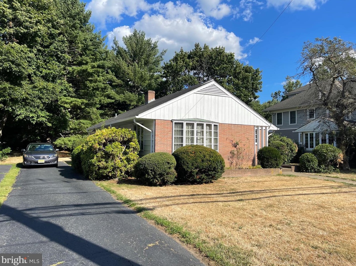 605 N Main St, East Windsor, NJ 08520