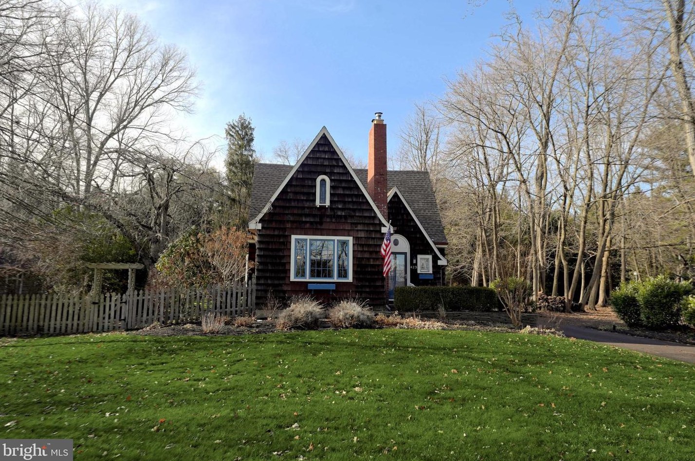423 Clarksville Rd, W Windsor Township, NJ 08550