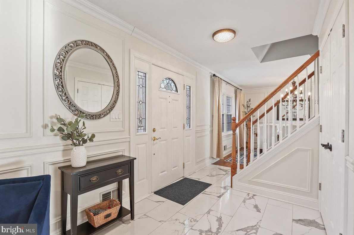 21 Pine Knoll, Lawrence Township, NJ 08648