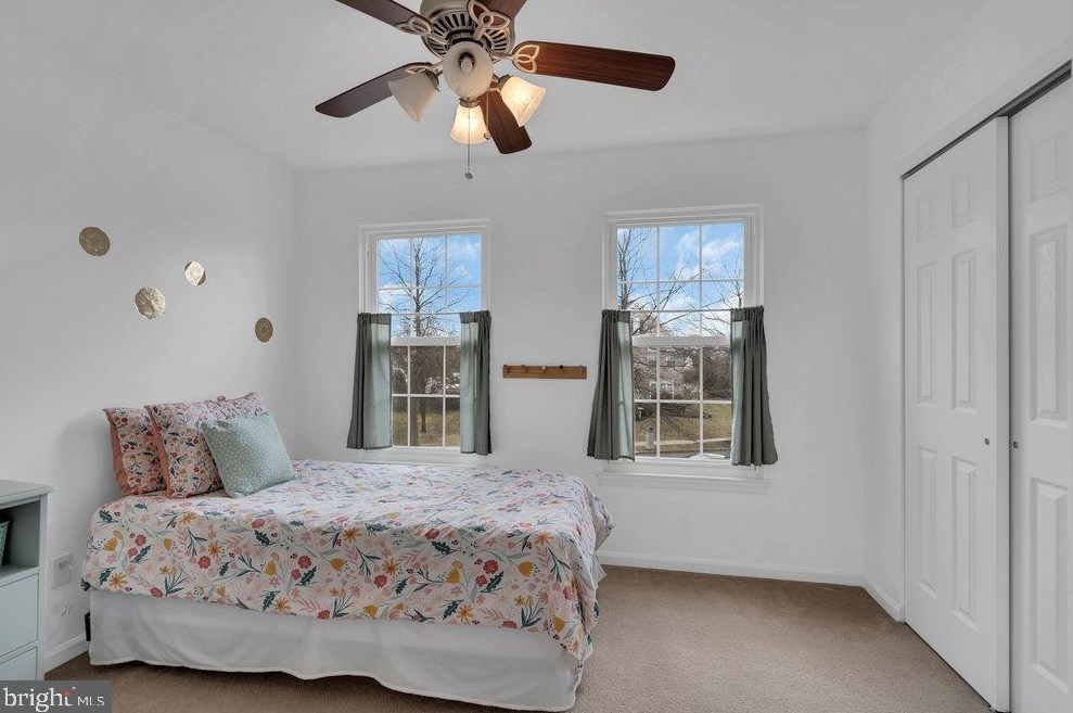 14 Bristol Way, East Windsor NJ  08520-2949 exterior