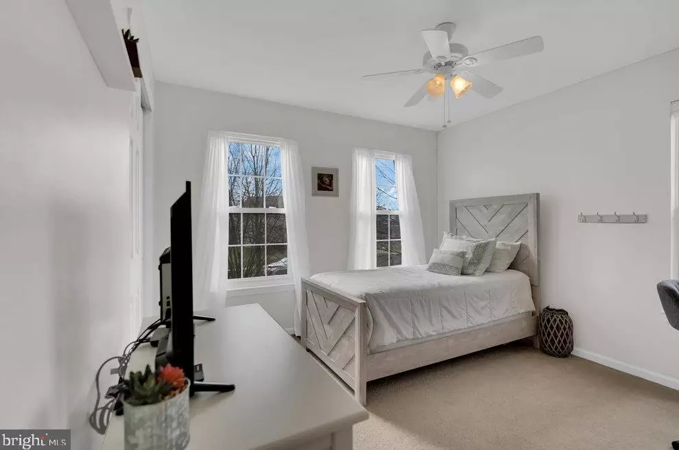 14 Bristol Way, East Windsor NJ  08520-2949 exterior