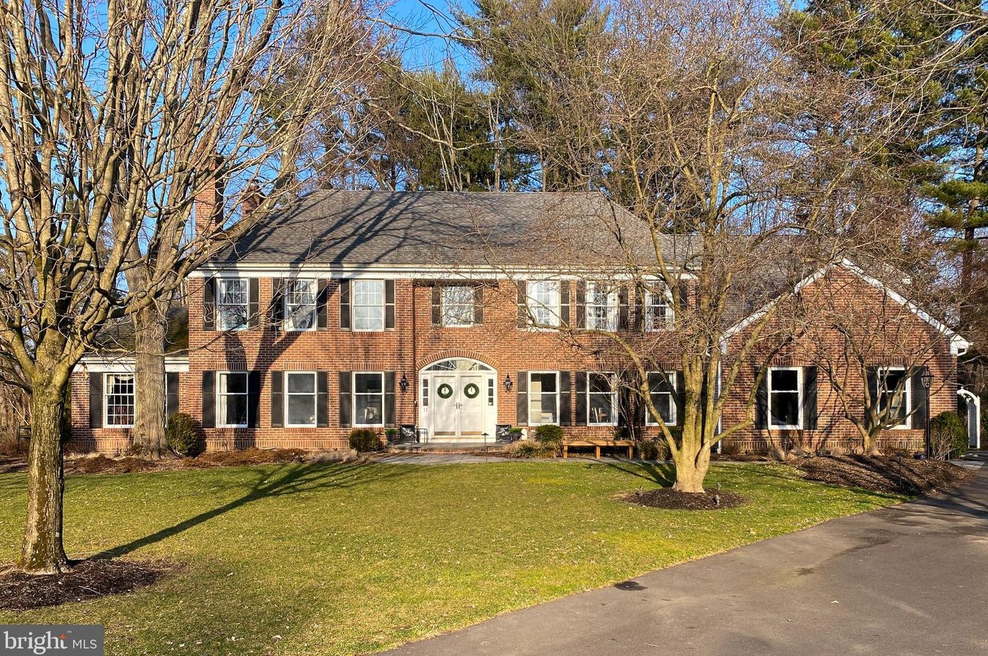 11 Highfield Ct, Lawrence Township, NJ 08648