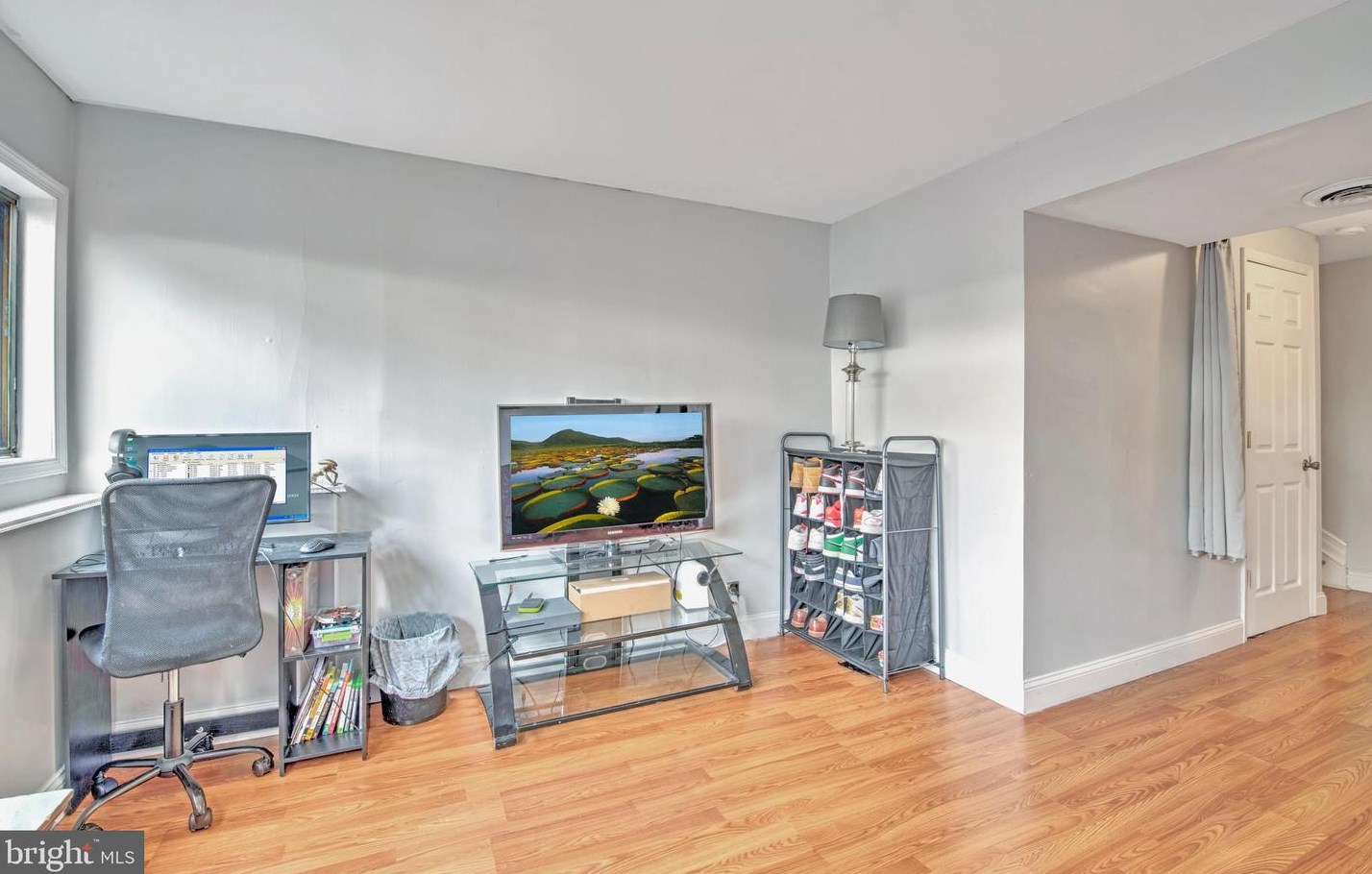 107 Hooverton Pl, East Windsor NJ  08520-5712 exterior