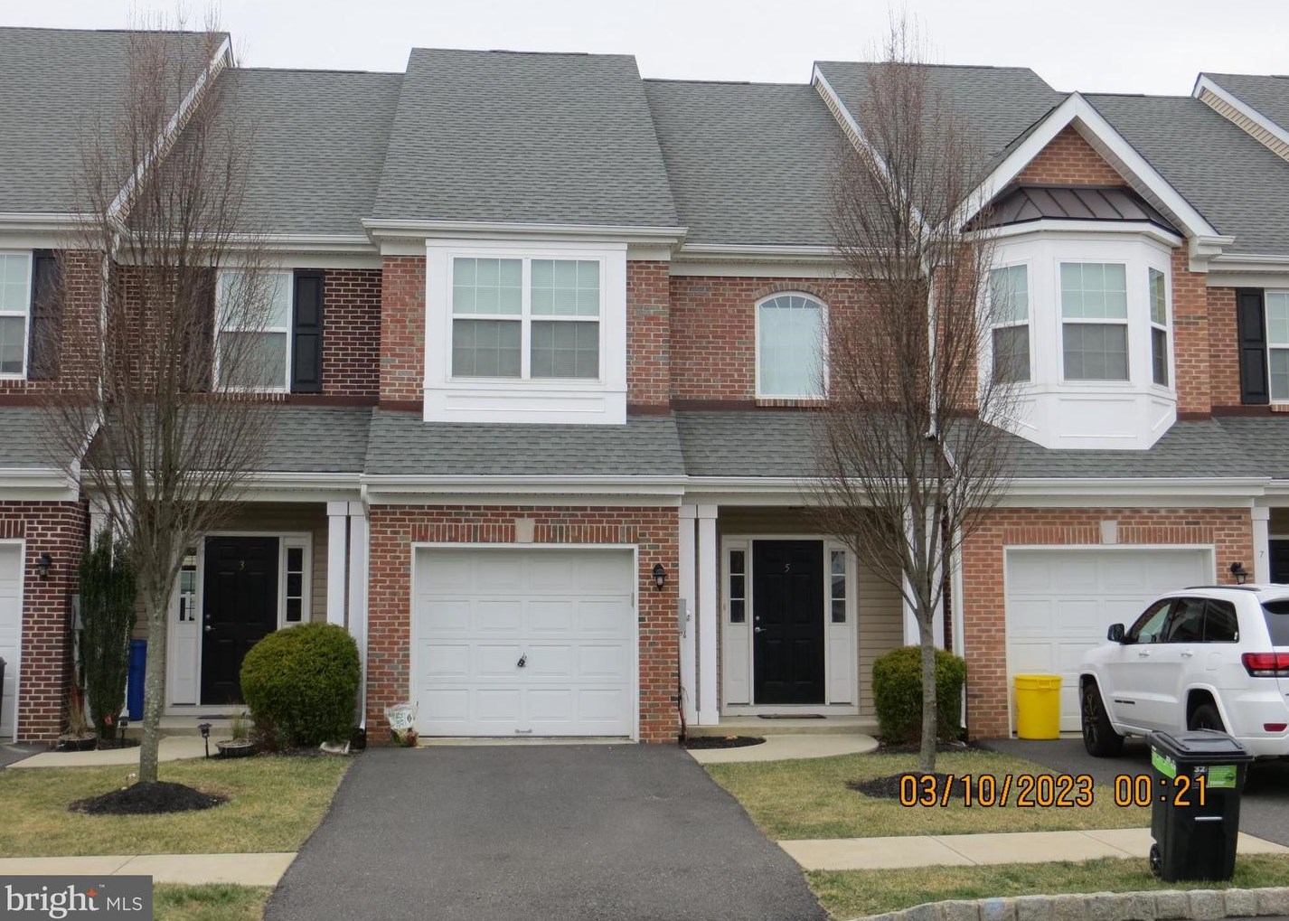 5 Adirondack Blvd, Trenton, NJ 08619