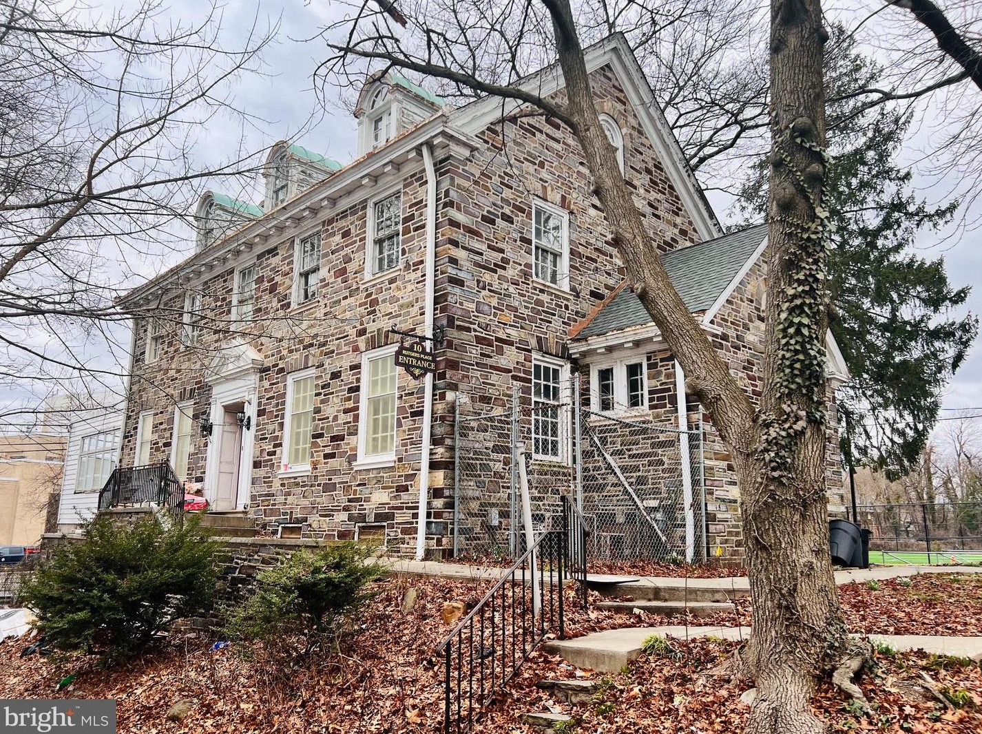 10 Rutgers Pl, Trenton, NJ 08618