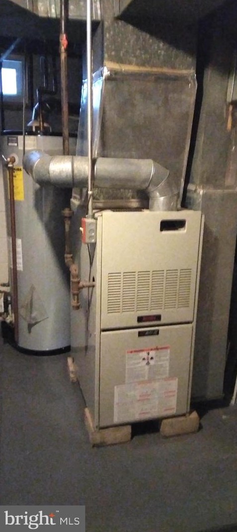 228 Bentley Ave, Trenton NJ  08619-3724 exterior