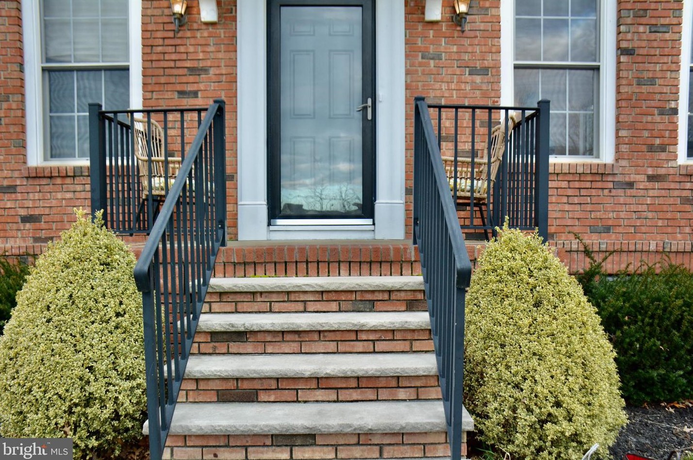 109 Yard St, Trenton, NJ 08691-4113