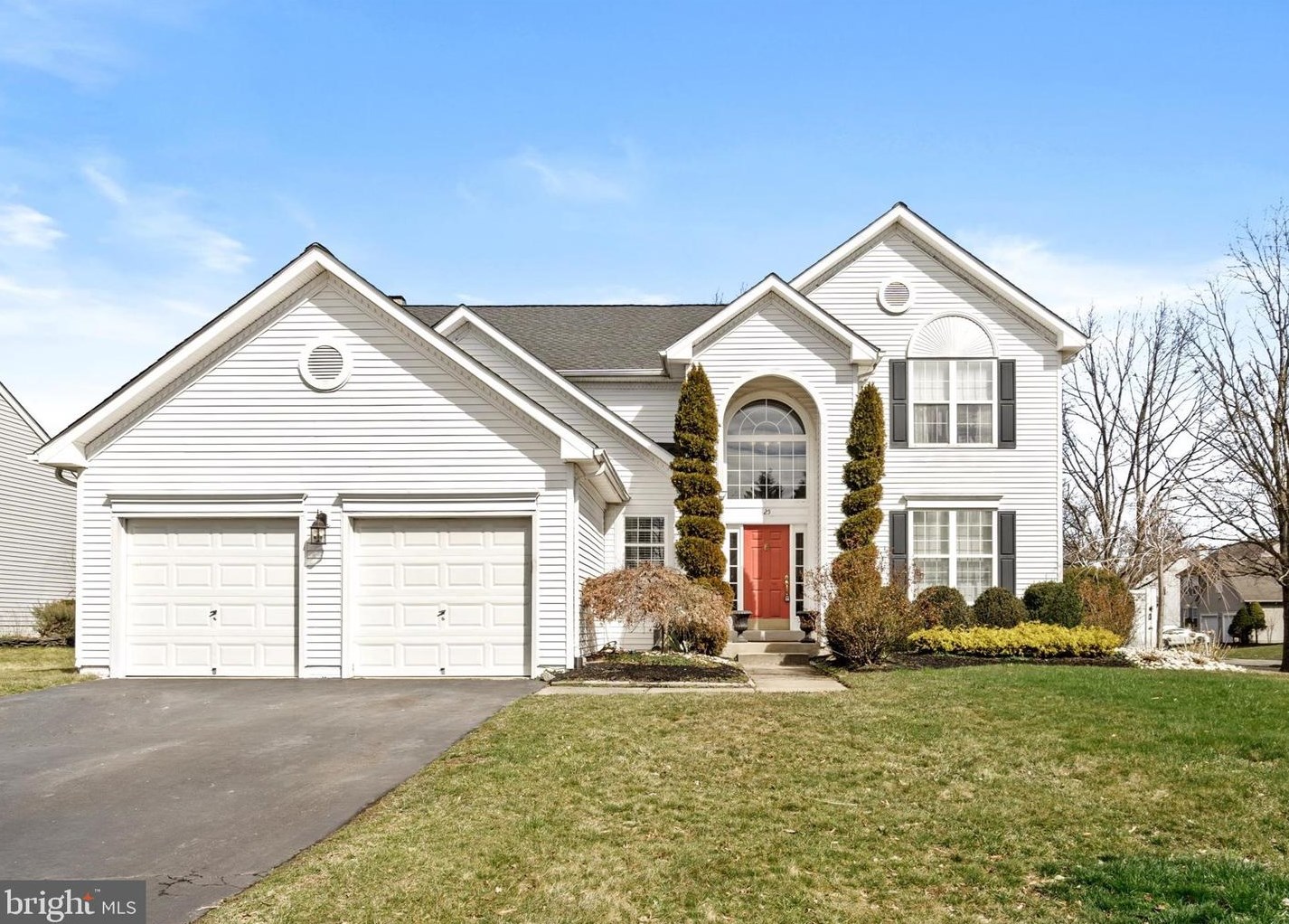 25 Stonehedge Dr, East Windsor, NJ 08520