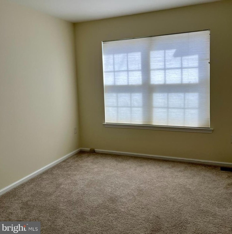 810 Pebble Creek Ct, Pennington NJ  08534-1952 exterior