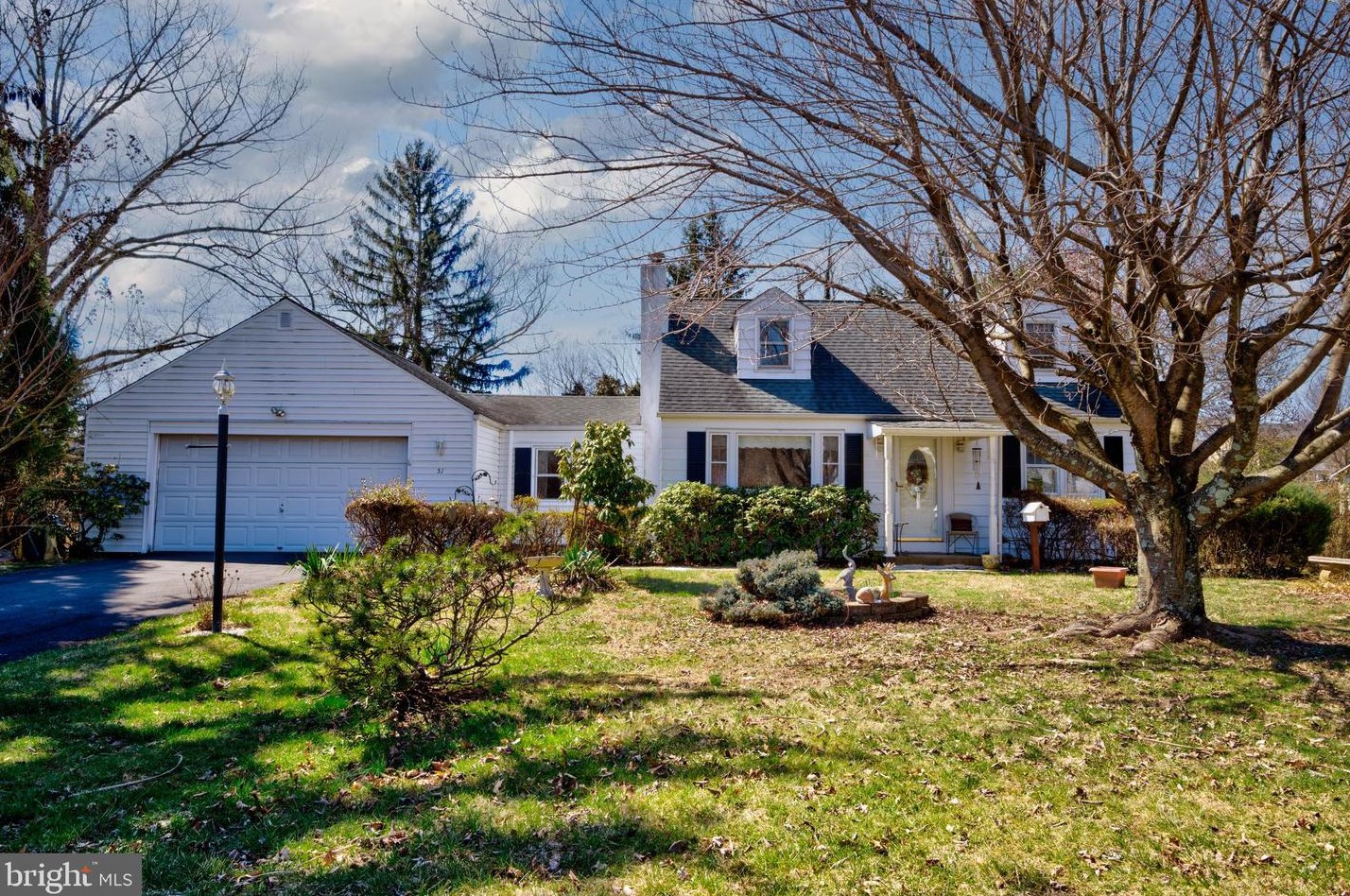 51 Craven Ln, Lawrence Township, NJ 08648