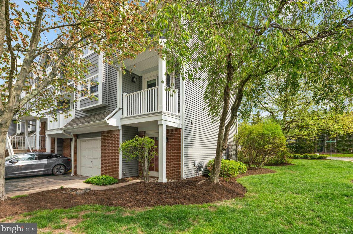 77 E Shrewsbury Pl, Princeton, NJ 08540