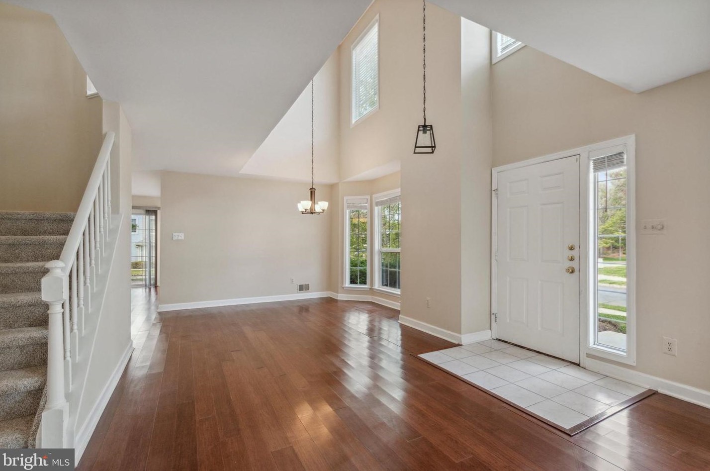 1 Kensington Ct, Princeton, NJ 08540