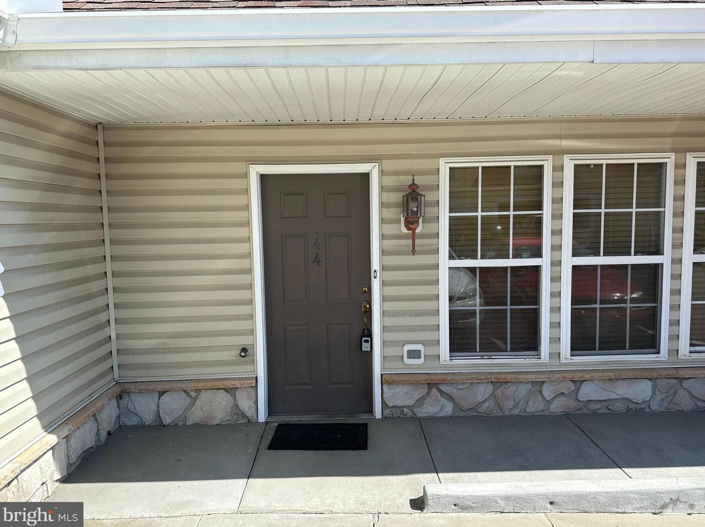 44 Traditions Way, Trenton, NJ 08648