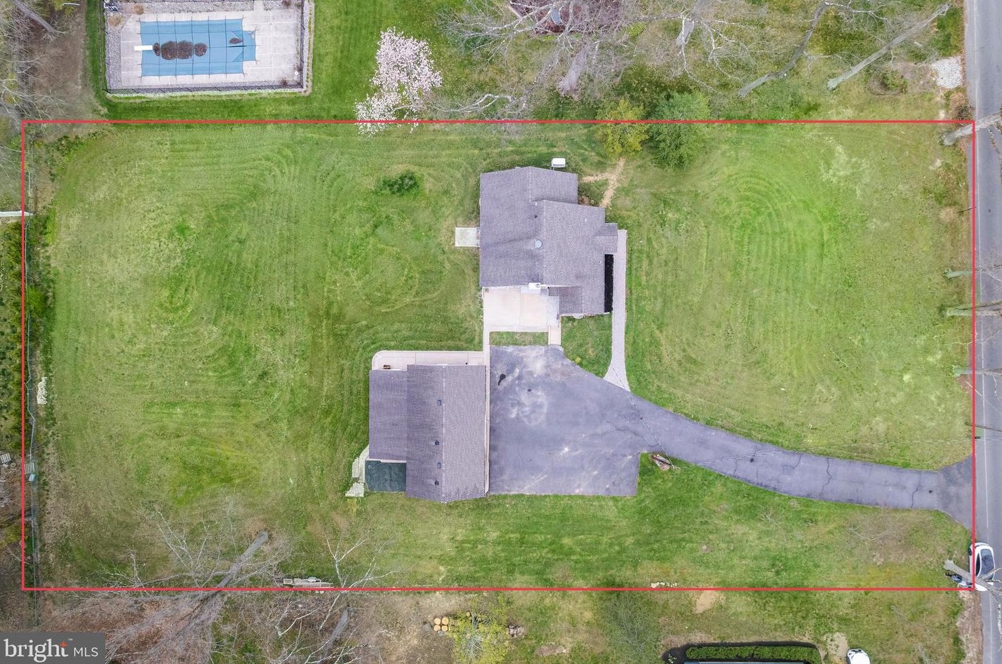 236 South Ln, W Windsor Township, NJ 08550