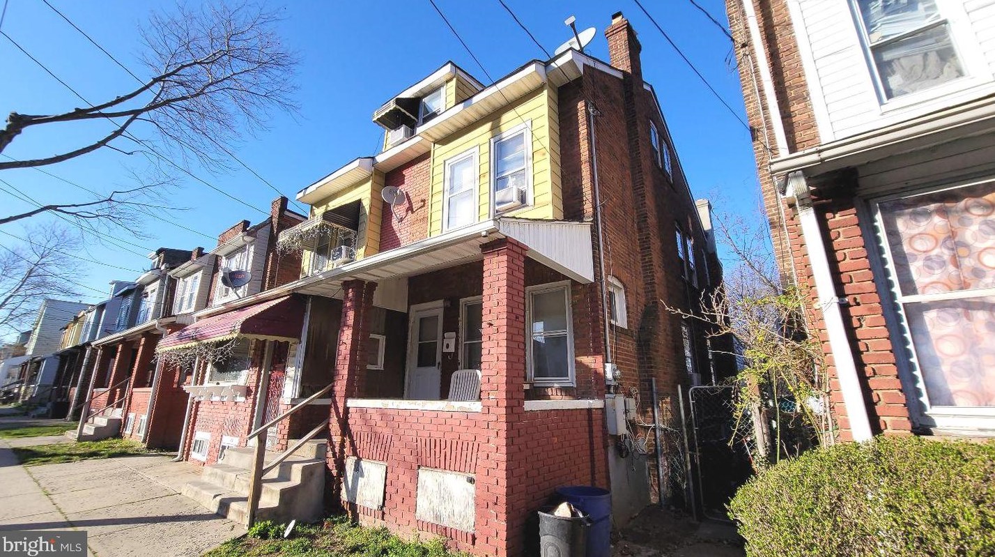 452 Stuyvesant Ave, Trenton, NJ 08618