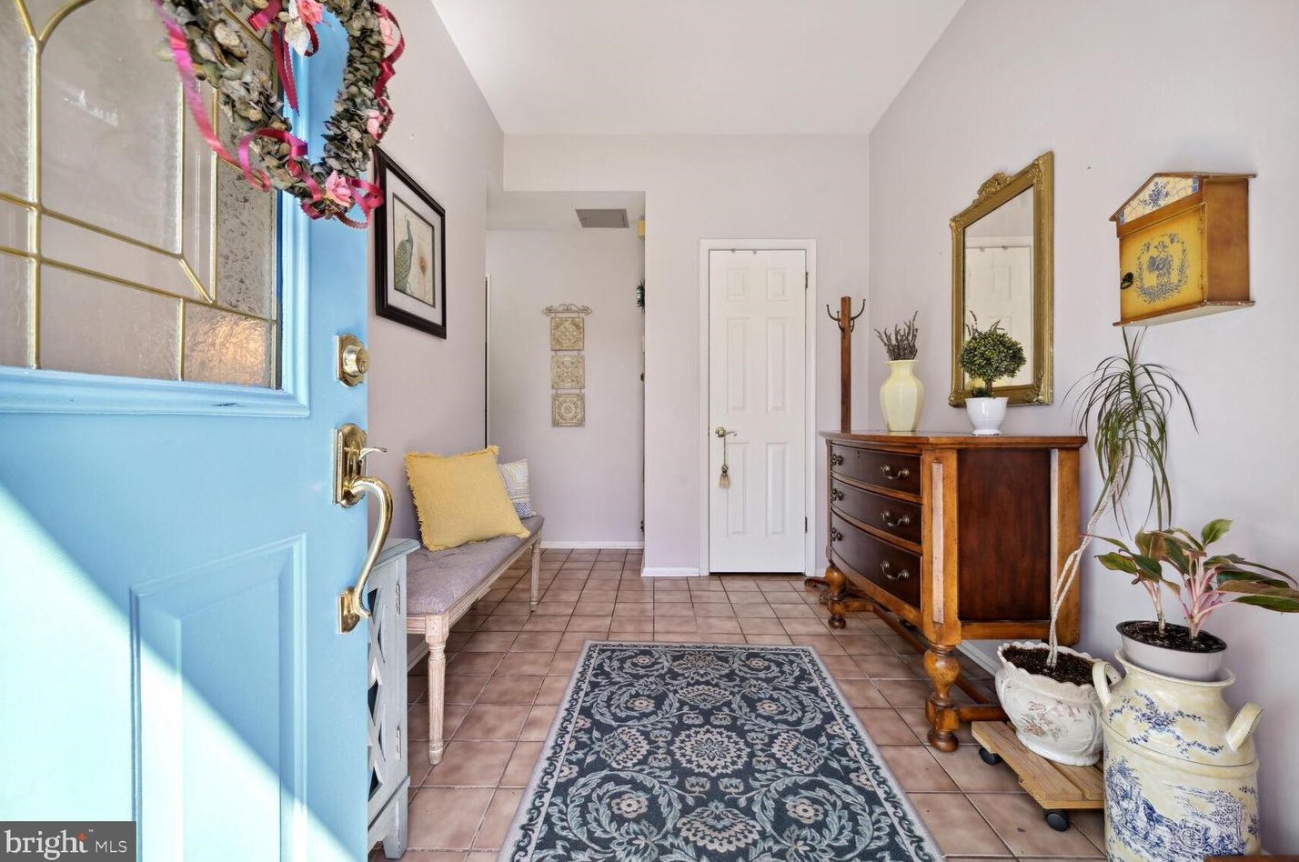 21 Crestwood Dr, Trenton, NJ 08690