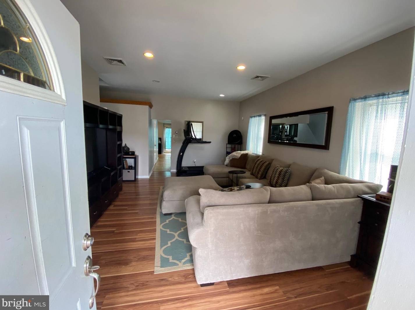 150 Hobson Ave, Trenton, NJ 08610