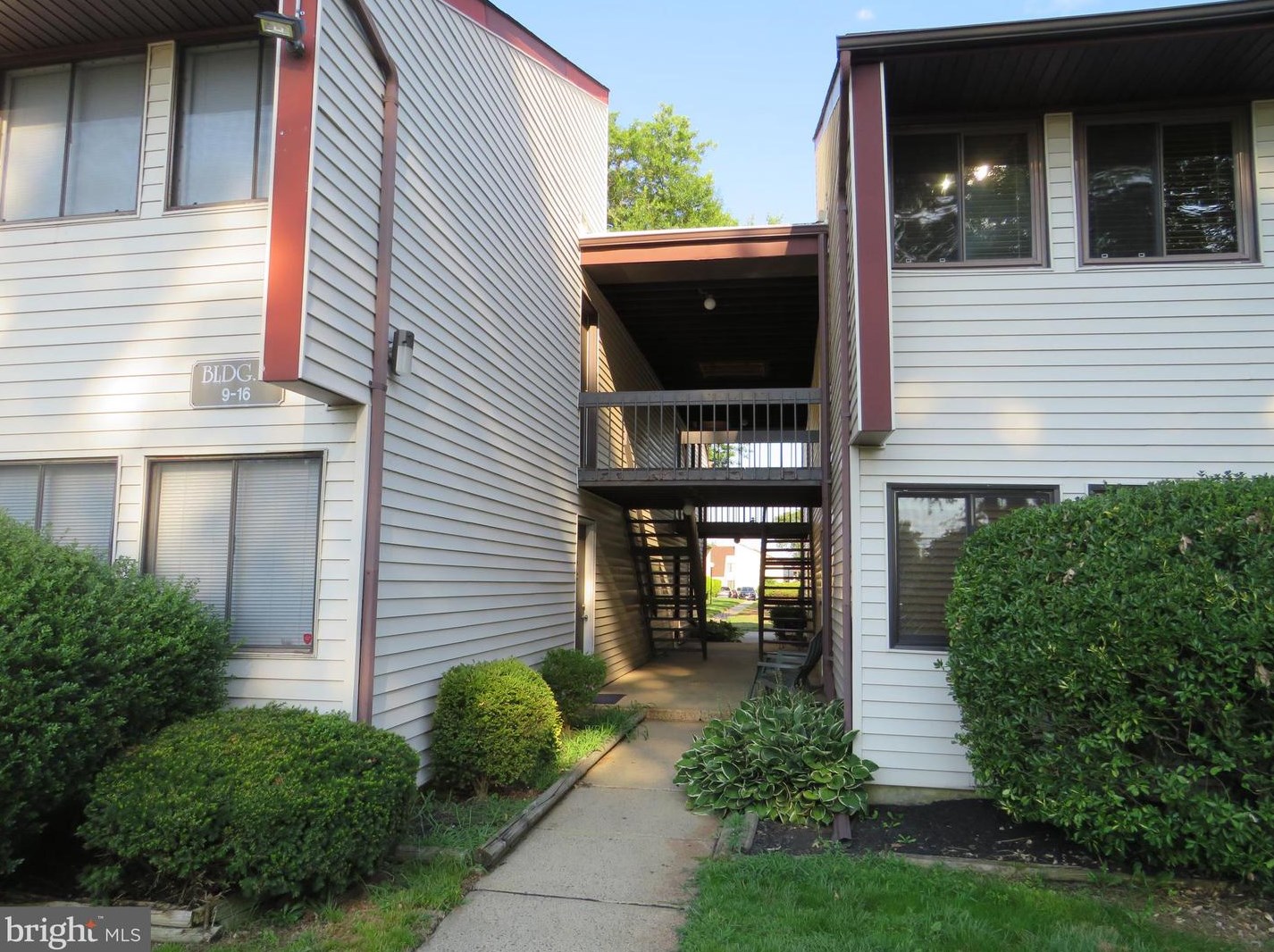 13 E Avon Dr, East Windsor, NJ 08520