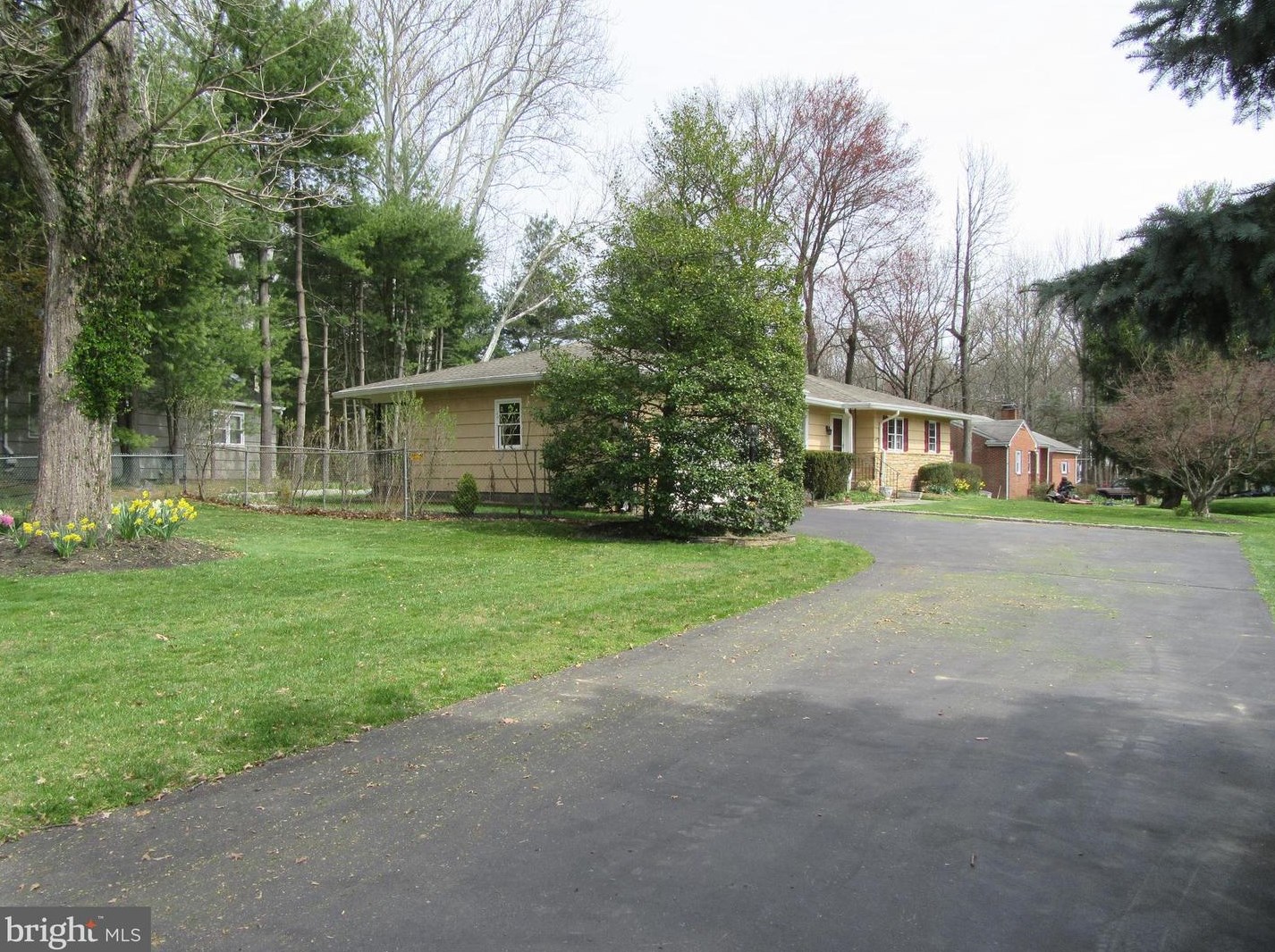 36 Bull Run Rd, Pennington, NJ 08534