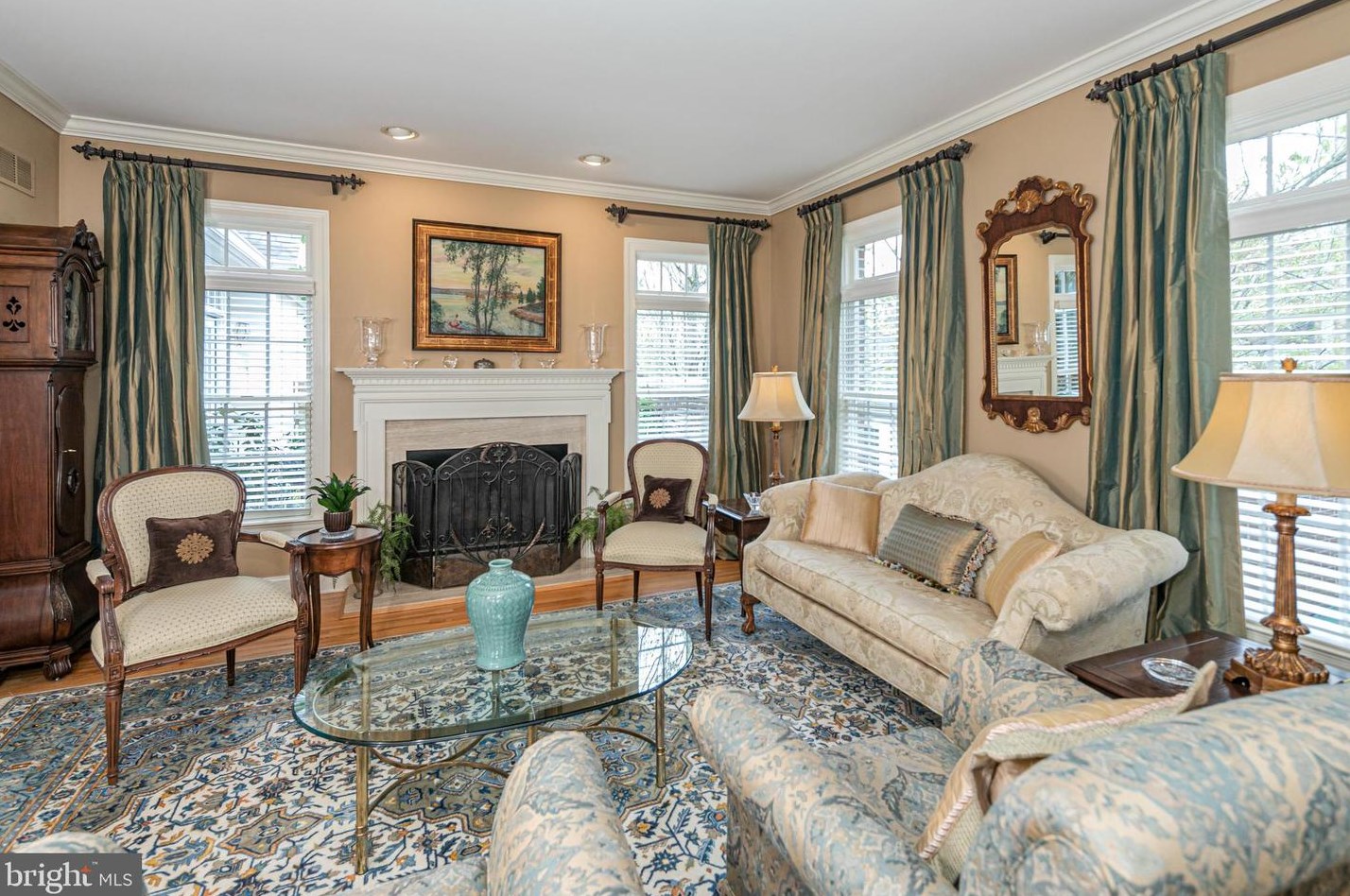 24 Governors Ln, Princeton, NJ 08540