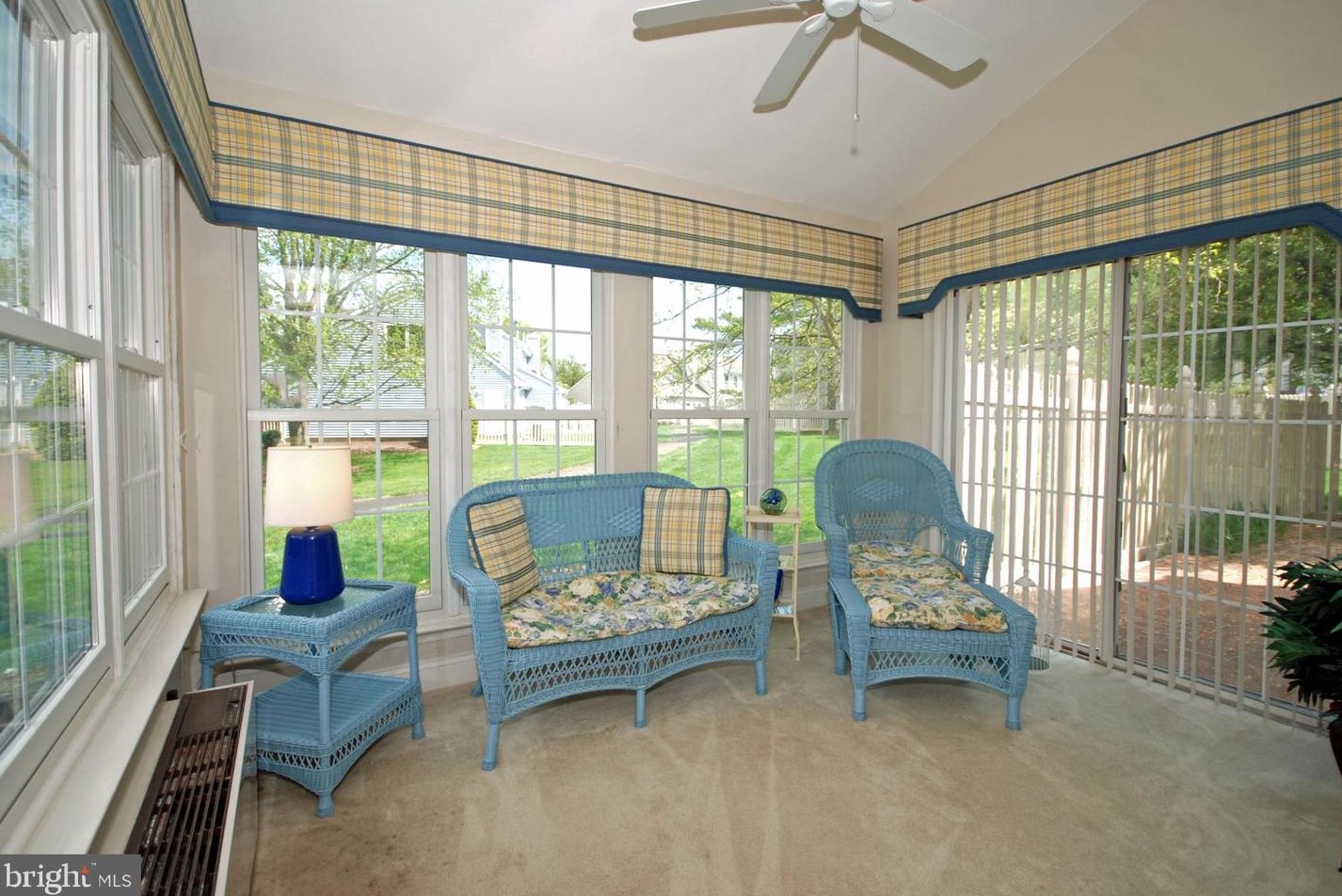 10 Hopkinson Ct, East Windsor NJ 08520-2725 exterior