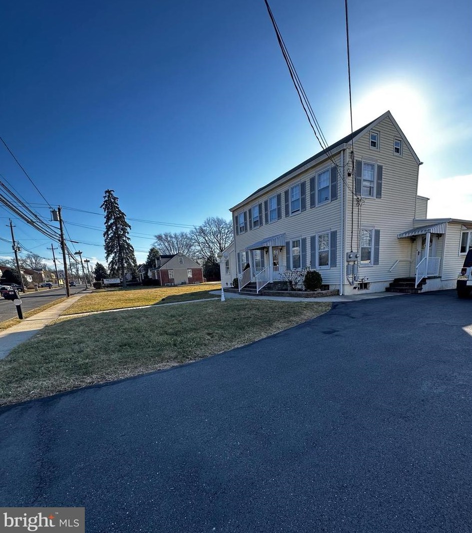 163 Klockner Rd #2nd Flr, Trenton, NJ 08619