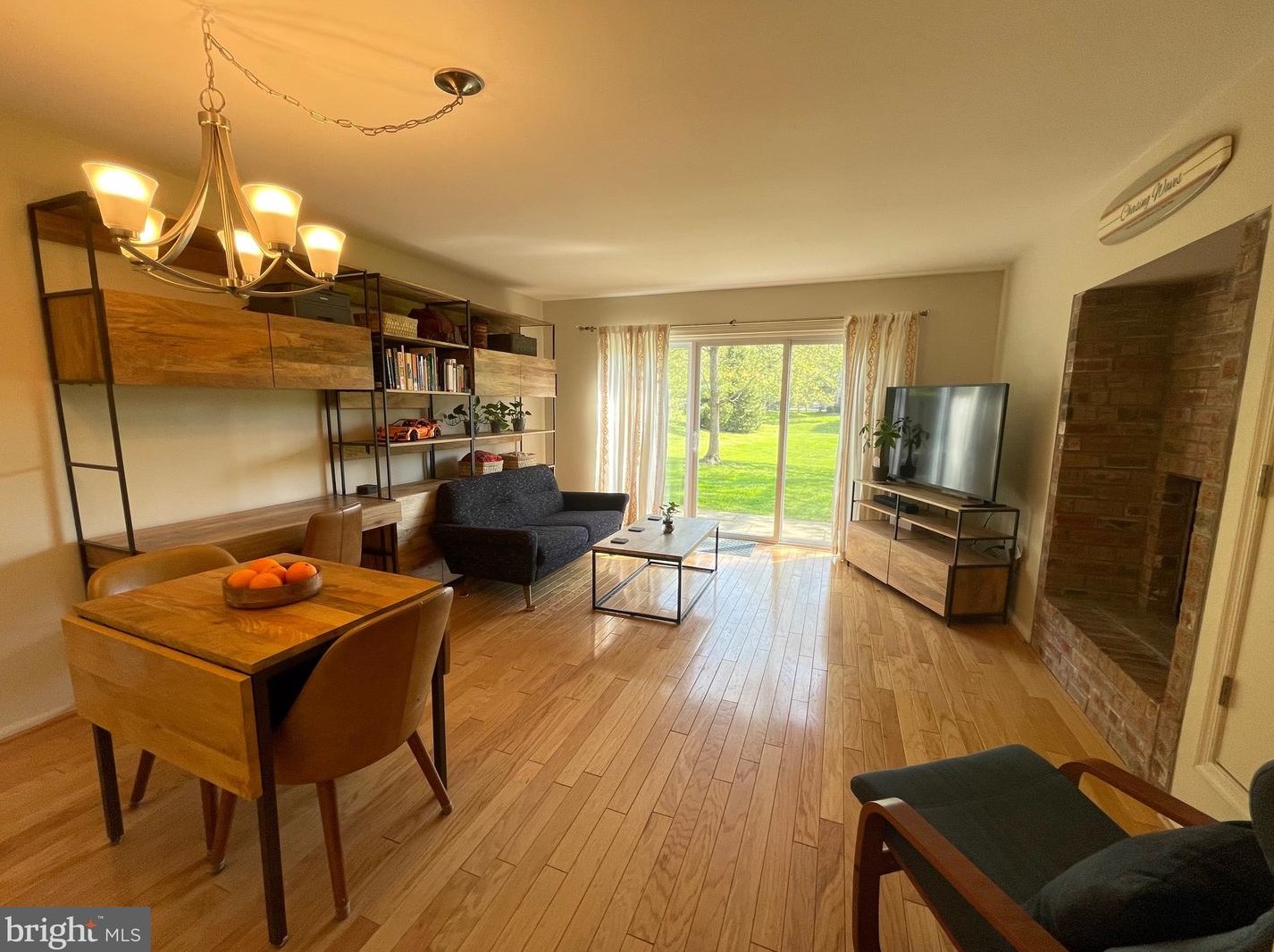 13 Jasmine Ct, Trenton, NJ 08648