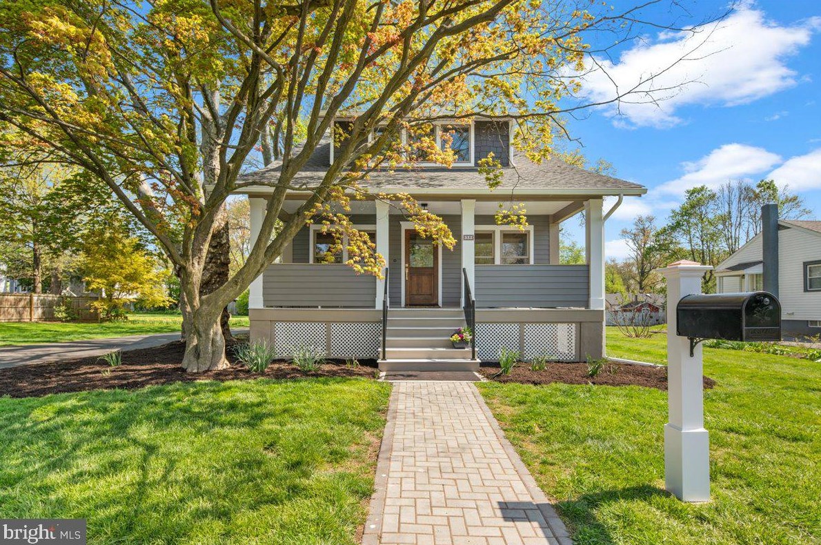 58 Wayside Ln, Lawrence Township, NJ 08648