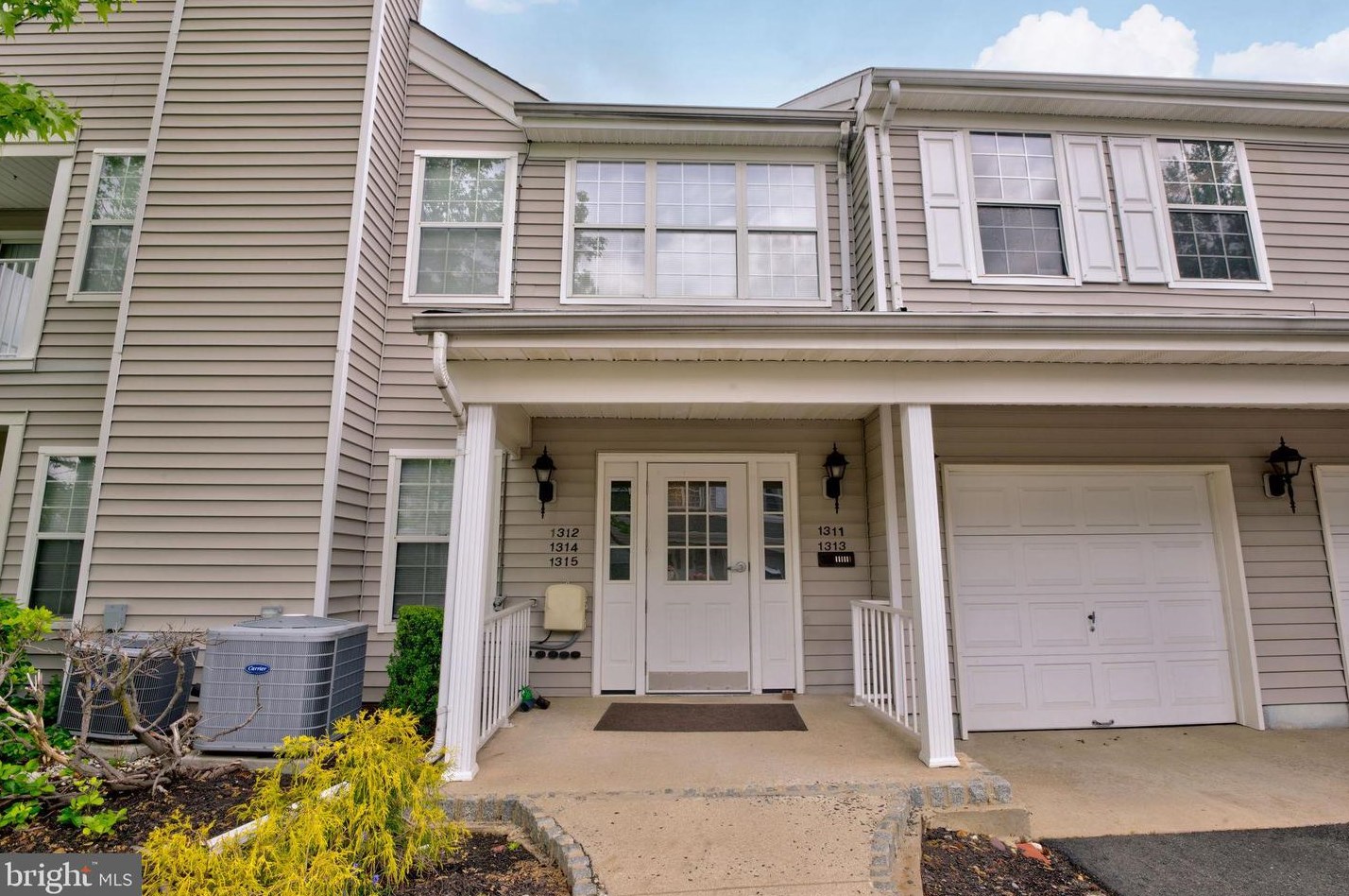 1311 Rustic Ct, Trenton, NJ 08648