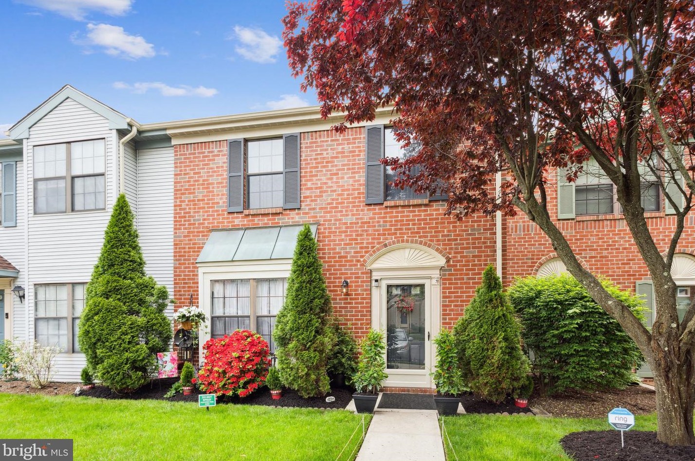 4 Stout Ct, Trenton, NJ 08648-2642