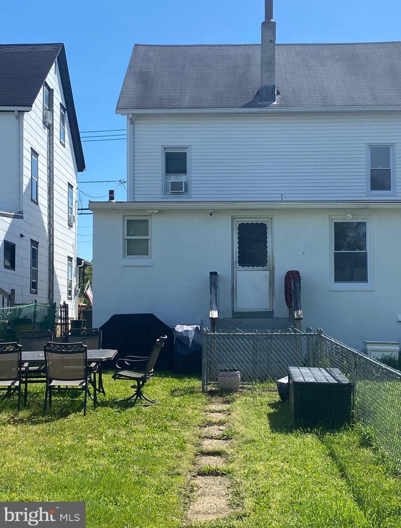 427 Church St, Trenton, NJ 08620