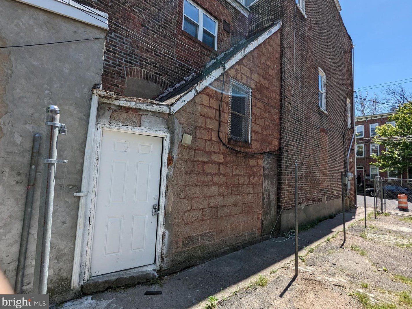 208 W Hanover St #2, Trenton, NJ 08618