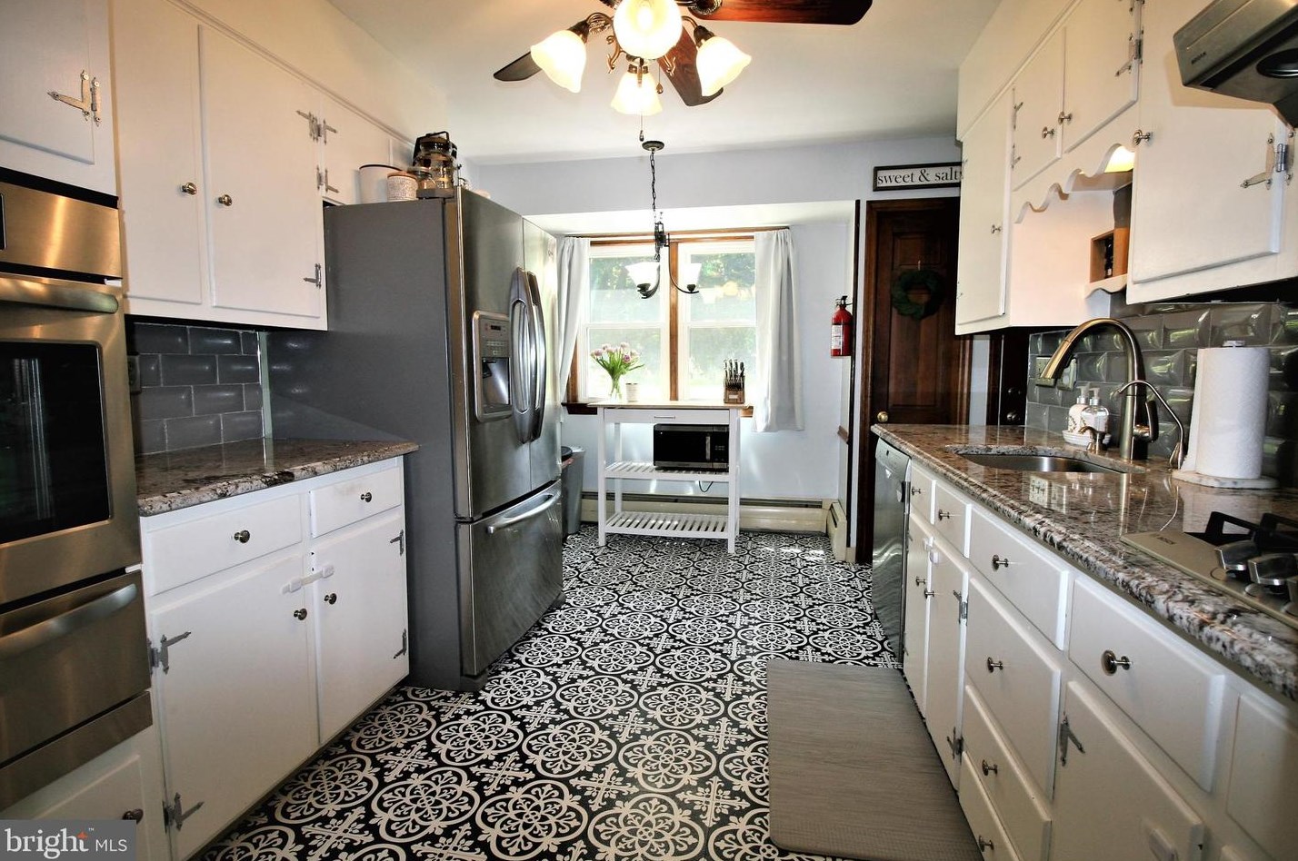 750 Windsor Perrineville Rd, East Windsor NJ  08520-4741 exterior